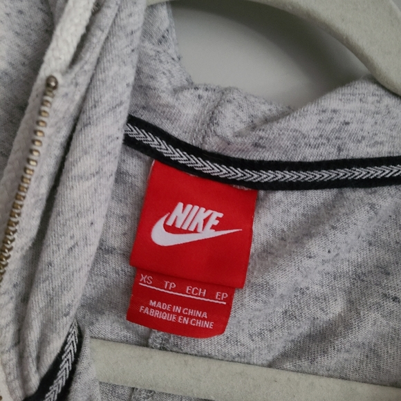 Nike Zip Up Hoodie - Picture 2 of 2